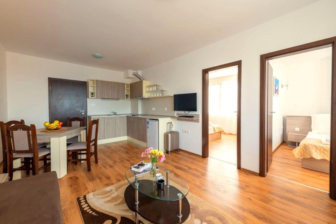 צ'רנומורץ Boutique Wellness Hotel Ambrosia מראה חיצוני תמונה