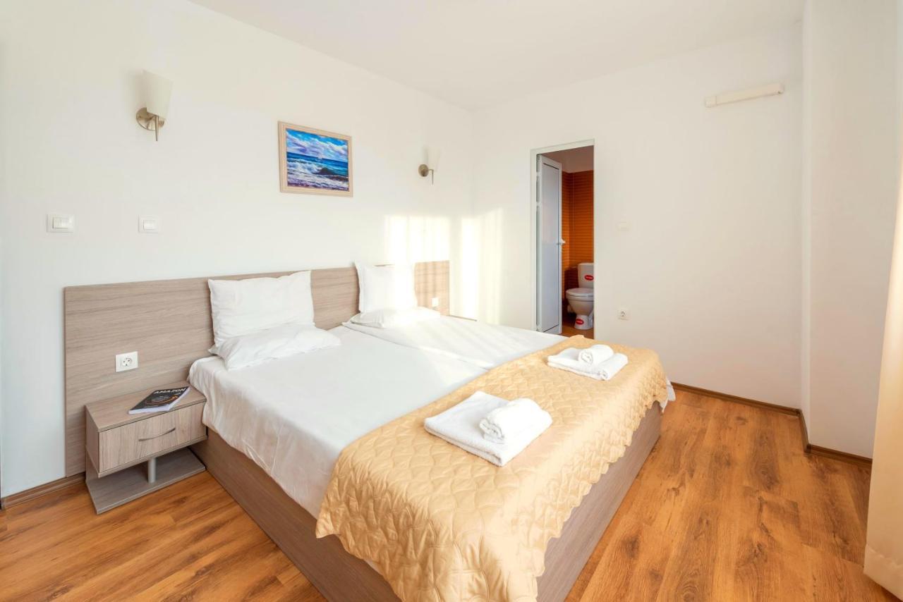צ'רנומורץ Boutique Wellness Hotel Ambrosia מראה חיצוני תמונה