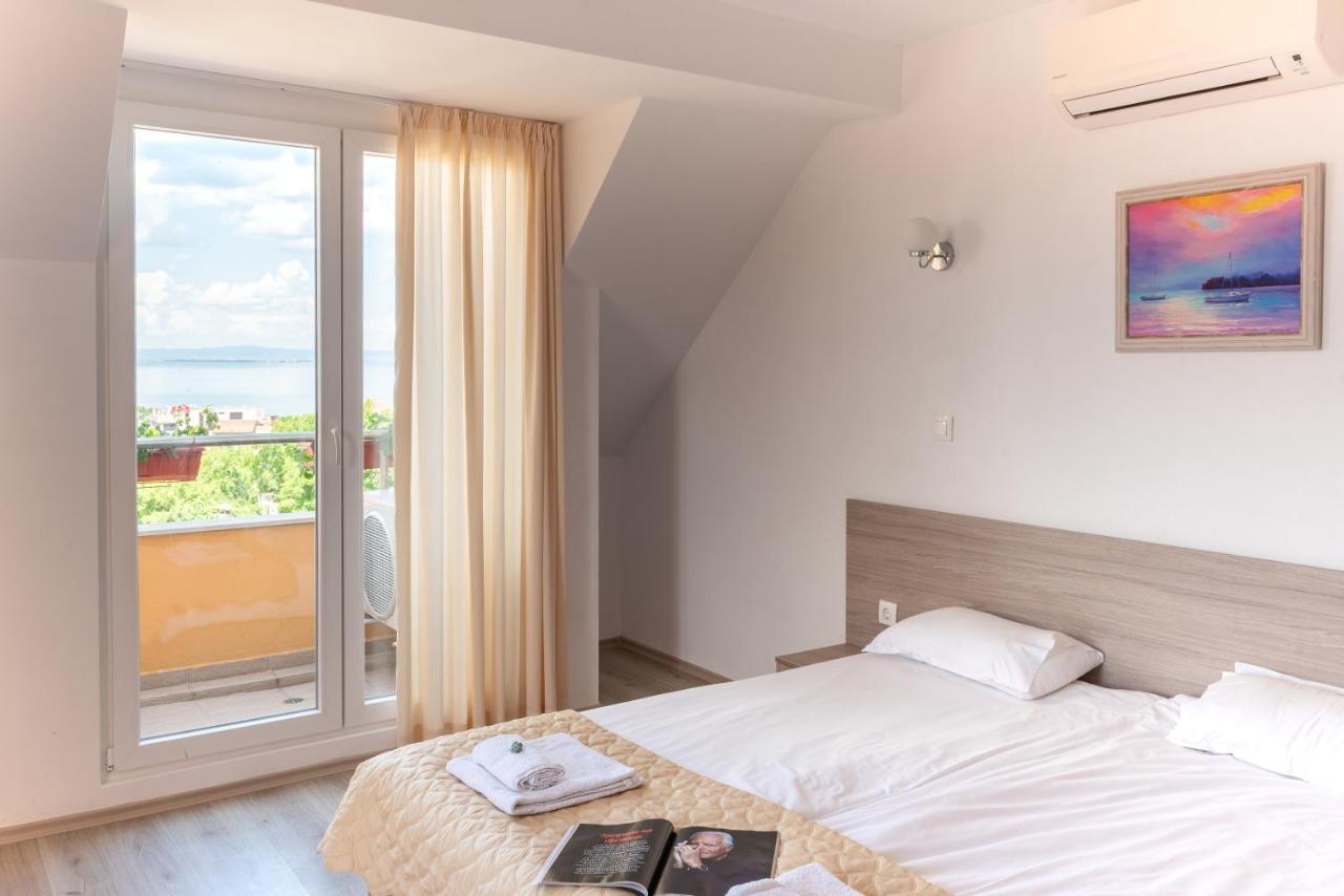 צ'רנומורץ Boutique Wellness Hotel Ambrosia מראה חיצוני תמונה