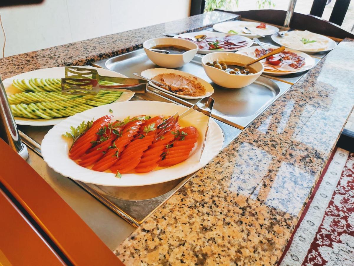 צ'רנומורץ Boutique Wellness Hotel Ambrosia מראה חיצוני תמונה
