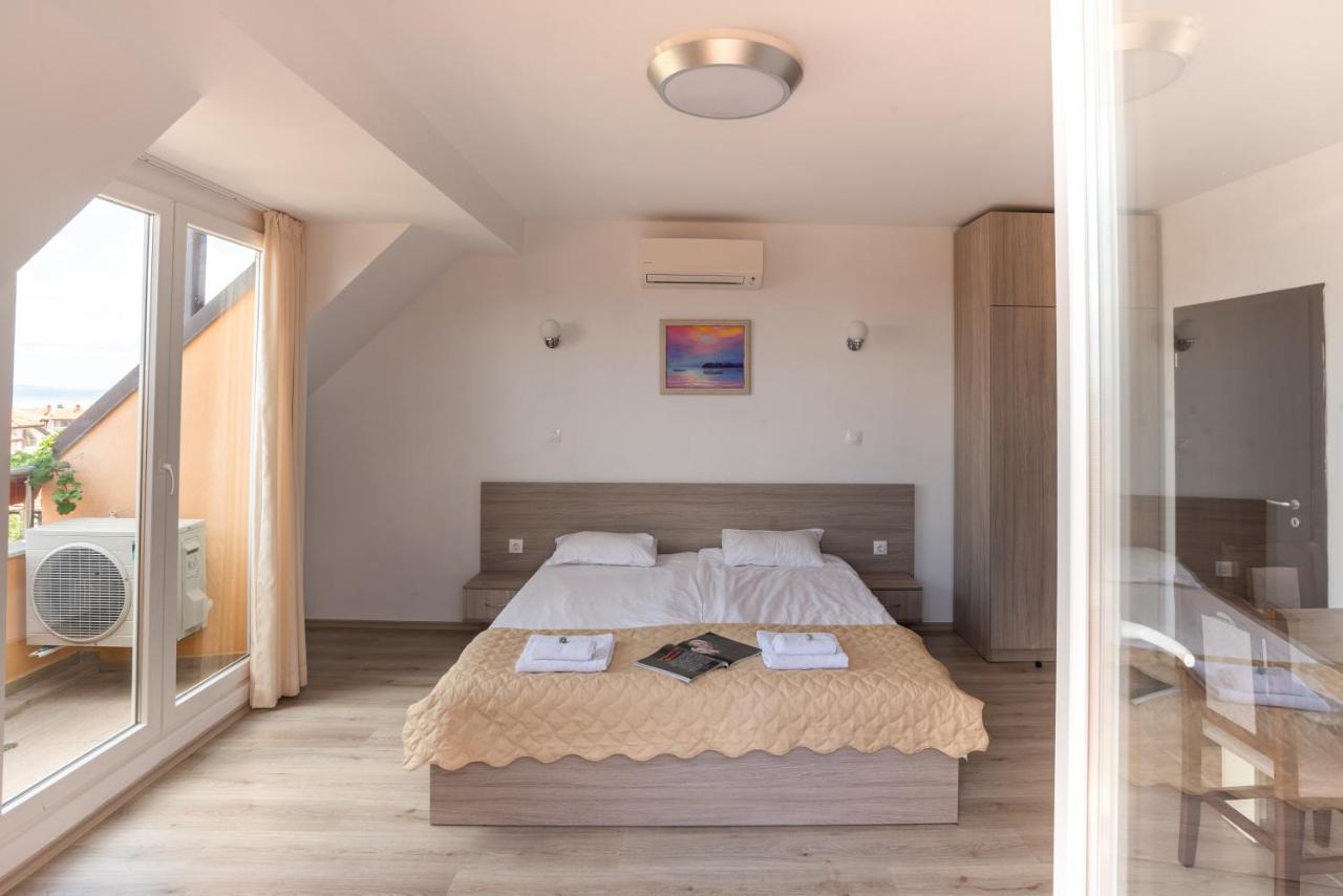צ'רנומורץ Boutique Wellness Hotel Ambrosia מראה חיצוני תמונה