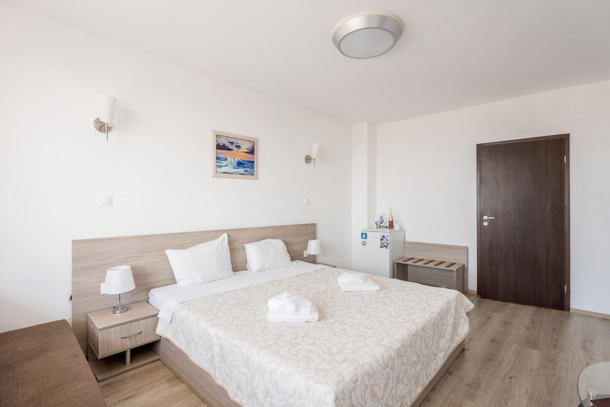 צ'רנומורץ Boutique Wellness Hotel Ambrosia מראה חיצוני תמונה