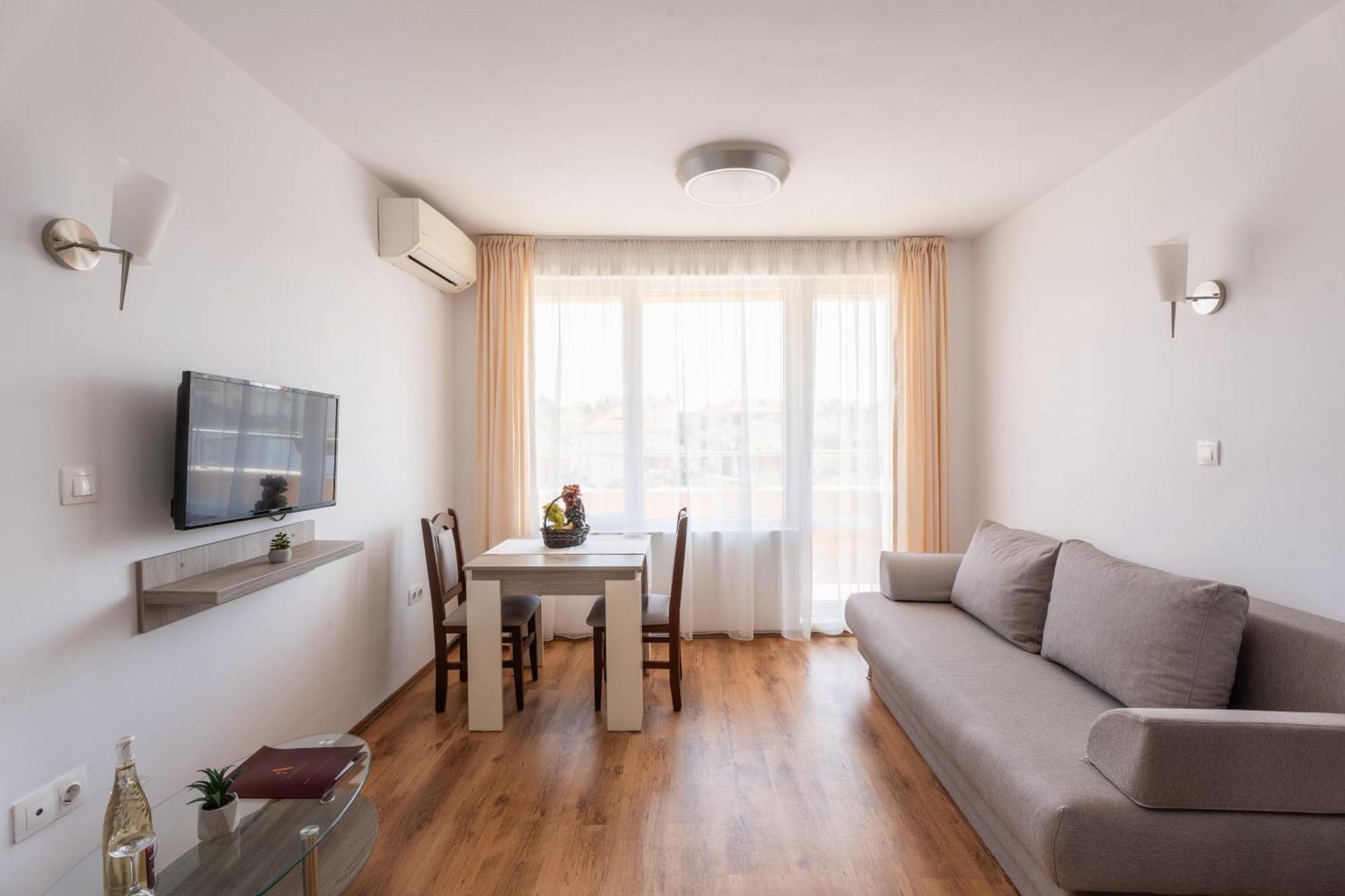 צ'רנומורץ Boutique Wellness Hotel Ambrosia מראה חיצוני תמונה