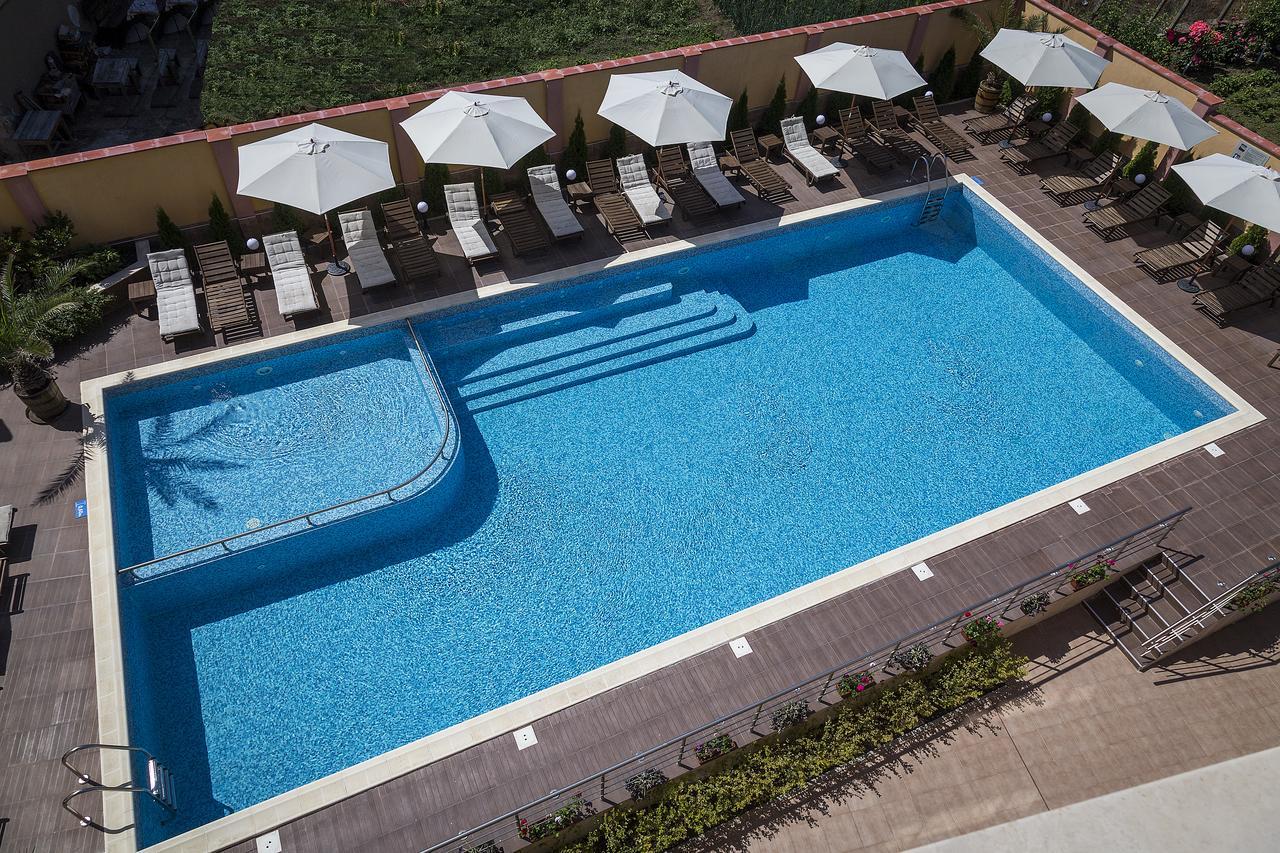 צ'רנומורץ Boutique Wellness Hotel Ambrosia מראה חיצוני תמונה