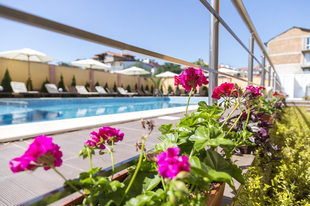 צ'רנומורץ Boutique Wellness Hotel Ambrosia מראה חיצוני תמונה