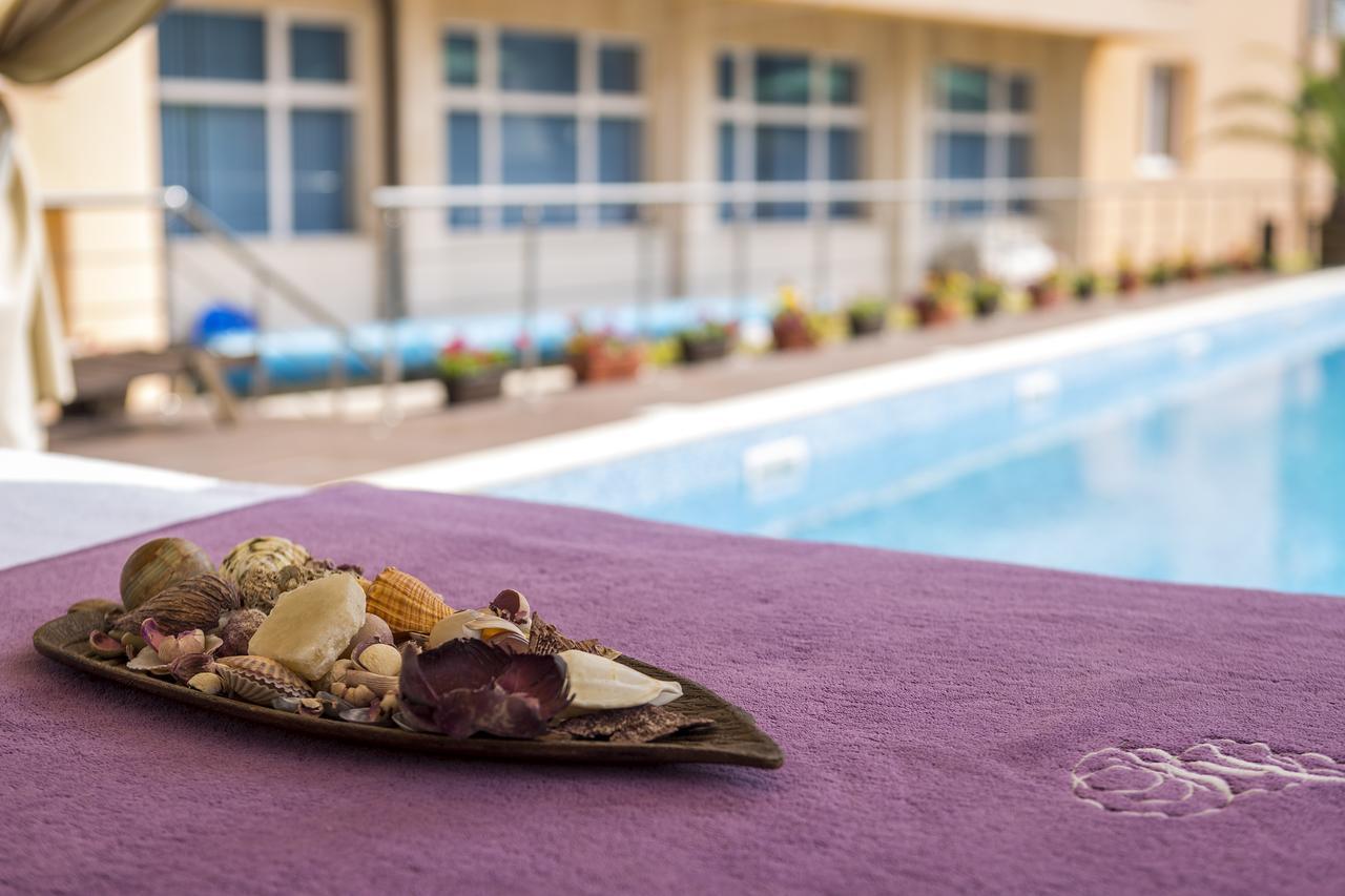 צ'רנומורץ Boutique Wellness Hotel Ambrosia מראה חיצוני תמונה