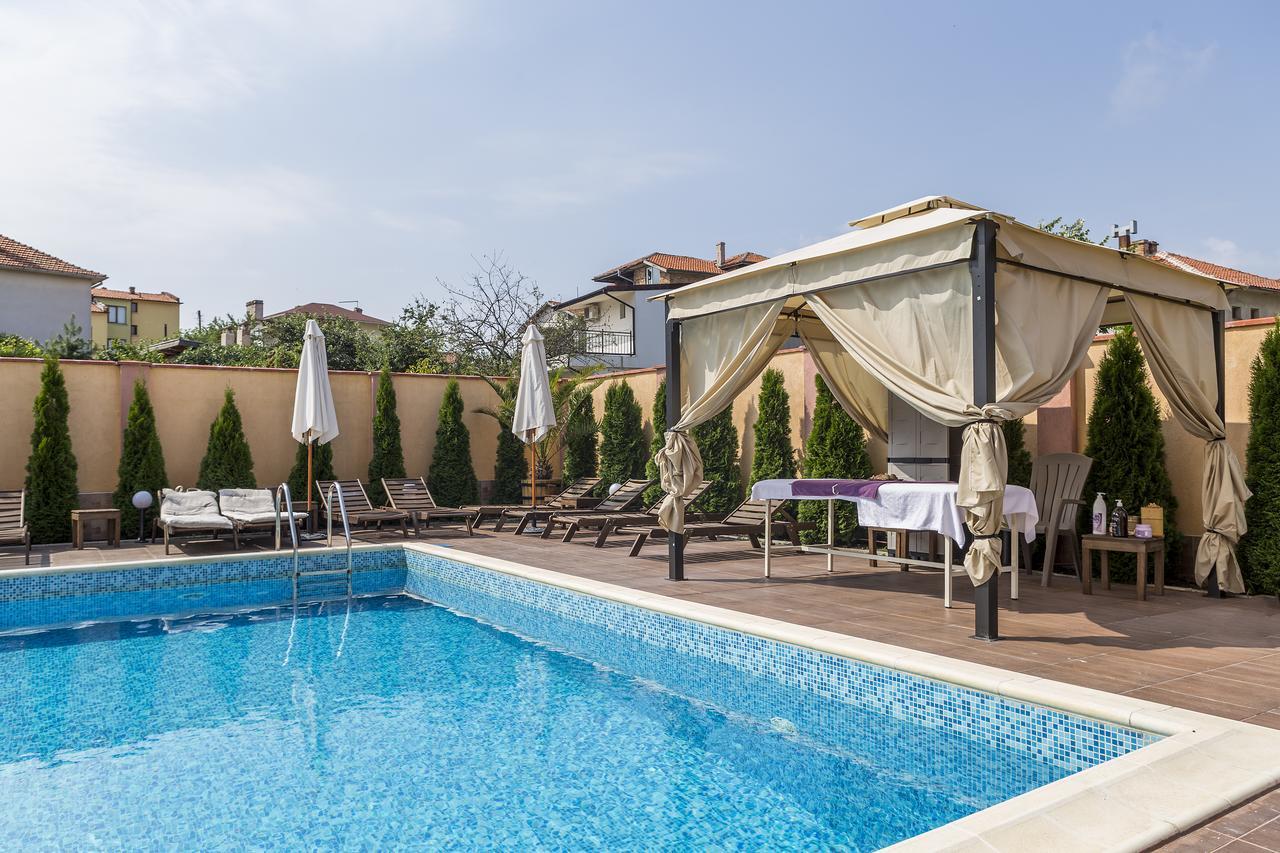 צ'רנומורץ Boutique Wellness Hotel Ambrosia מראה חיצוני תמונה